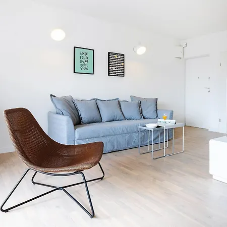Black & White St - Comfort Two Bedroom With Balcony * سبليت