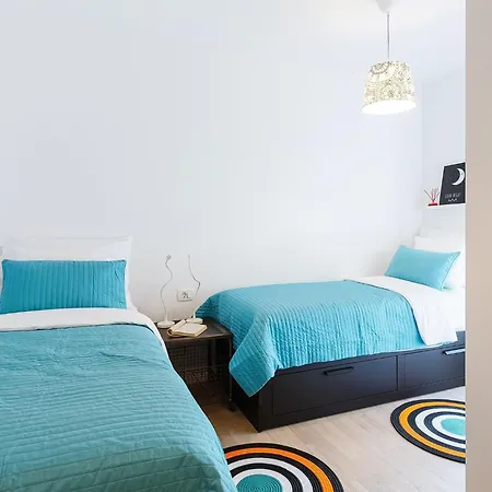 Апартаменты Black & White St - Comfort Two Bedroom With Balcony *